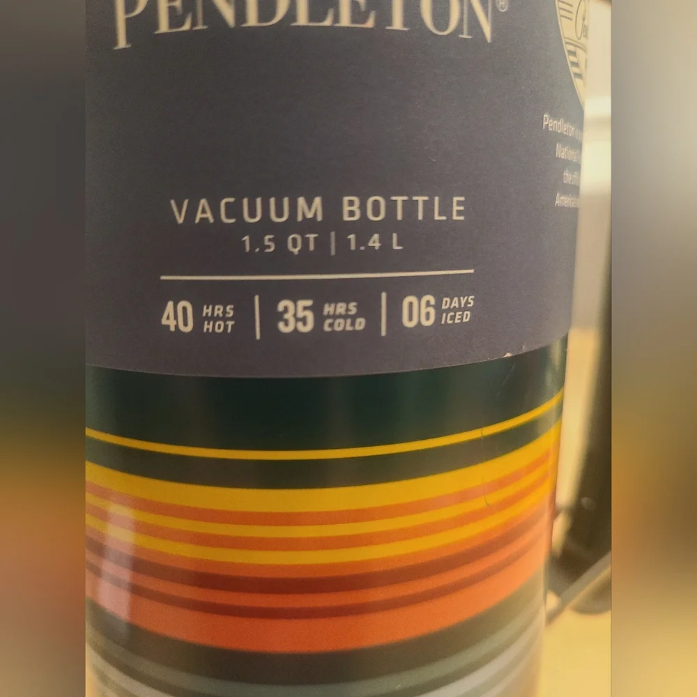 Stanley Pendleton 1.5 Qtz Vacuum Bottle , National Park Collection- NWT - Picture 3 of 4